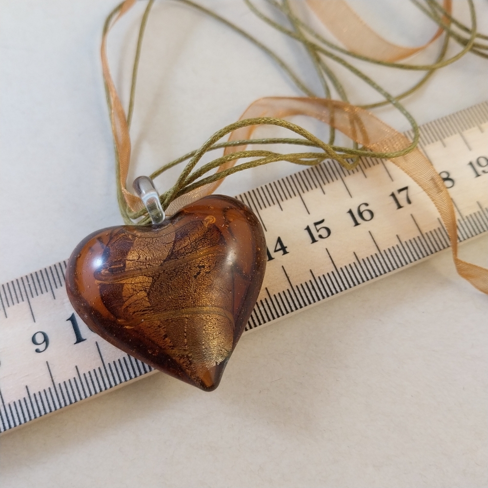 Glass Brown Heart Pendant Necklace - Picture 7 of 12